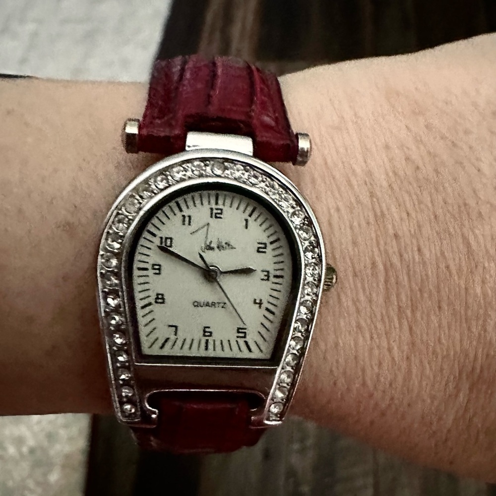 John Weitz vintage Horseshoe crimson leather watch